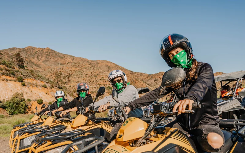 Turistas con quads Mijas