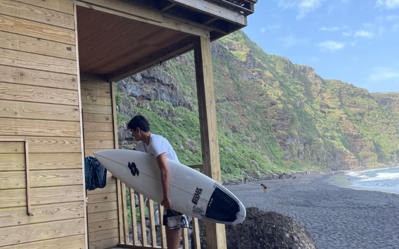 Imagen de una tabla de surf de la empresa Secret Shaper 