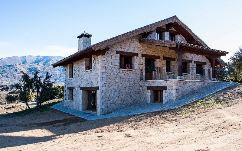 Vista de la Fontana de Gredos en Navaluenga