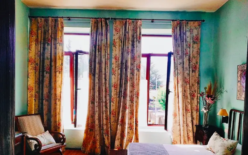 Habitación de la Posada Real en Burgohondo