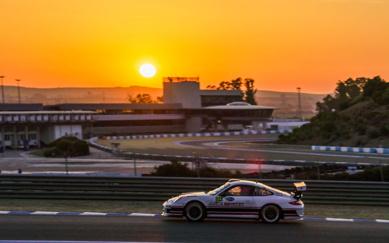 Vista nocturna circuito de Jerez 