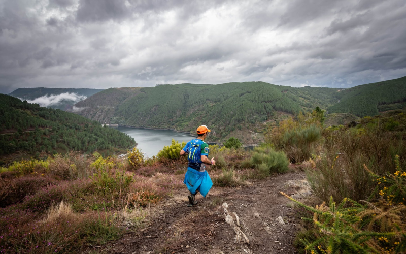 Recorrido guiado en el evento A caída da Folla en Ribeira Sacra