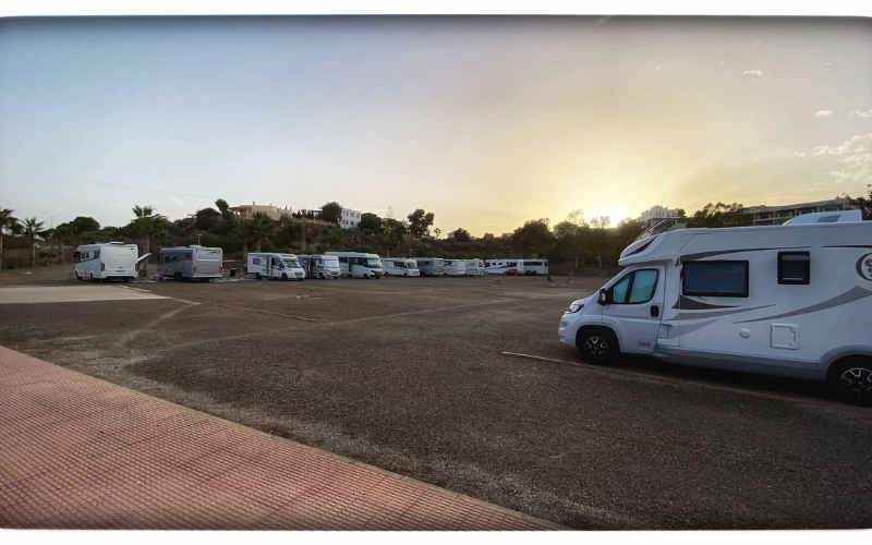 Caravanas del parking en Aguilas en Murcia