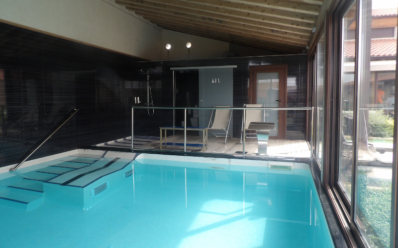 Jacuzzi del Hotel rural Jaraiz de Don Marciano en Villaverde de Medina